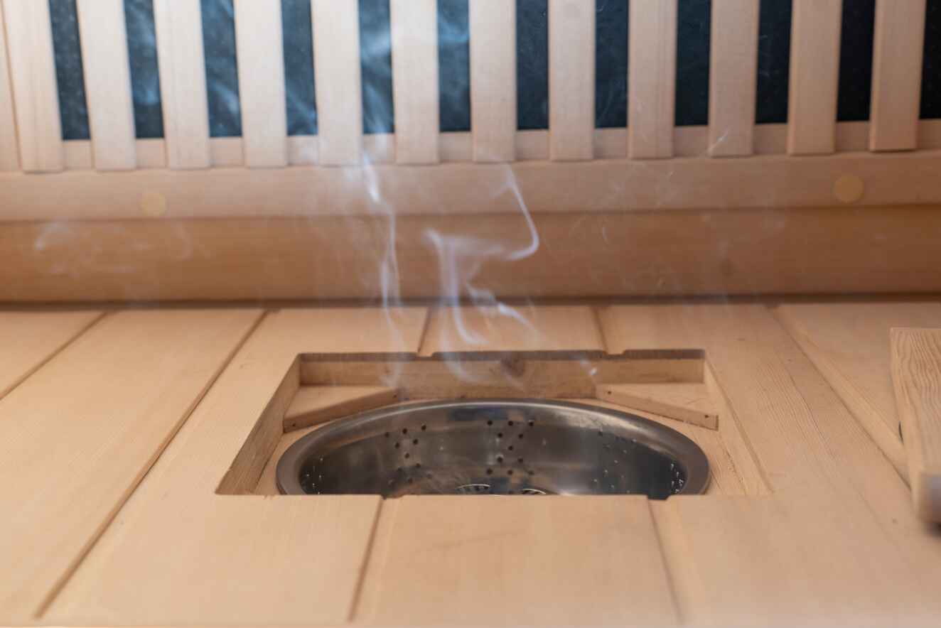 Globalni trend Kitajske savne za moksibusijo po vsem svetu Skrita savna za moksibusijo pod blazinami