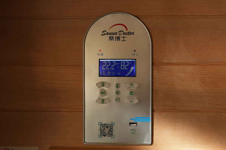 Uporabniški priročnik za predvajalnik glasbe v savni (različica USB/Bluetooth)